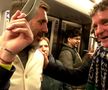 Gazeta l-a scos la plimbare pe Zeljko Kopic, iar dinamovistul s-a „ciocnit” de candidatul Nicușor Dan în metroul din București » Imagini SHOW: „Citesc despre tine!”