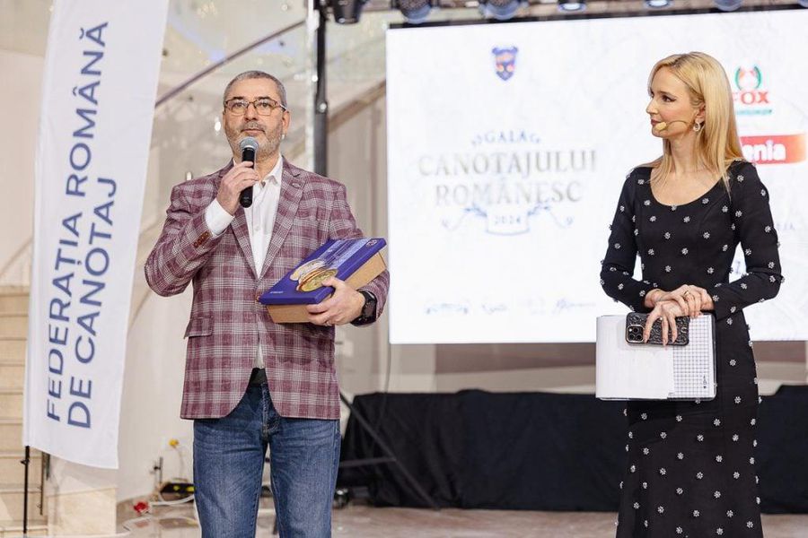 Sportivi de excepție, premiați la Gala Canotajului Românesc. Campionii s-au alăturat campaniei umanitare inițiate de Fundația Ringier pentru a-l ajuta pe Alex, bolnav de cancer, să strângă cei 250.000 de euro necesari imunoterapiei