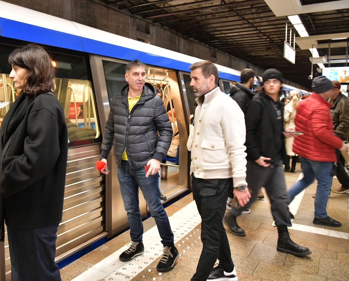 Gazeta l-a scos la plimbare pe Zeljko Kopic, iar dinamovistul s-a „ciocnit” de candidatul Nicușor Dan în metroul din București » Imagini SHOW: „Citesc despre tine!”