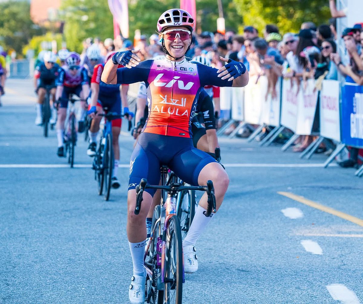 Plină de vânătăi » Sportiva le-a arătat fanilor în Marca rănile suferite: „Știu că după ploaie iese soarele”