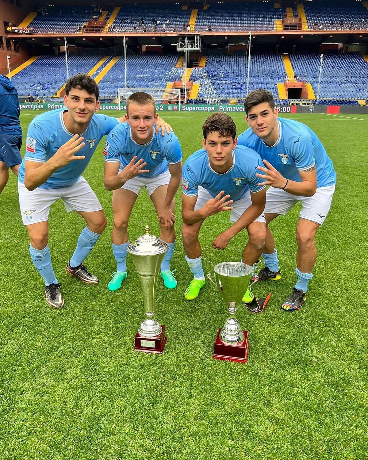 Matteo Duțu - Milan - carieră