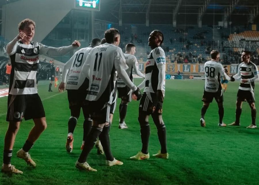 Rapid a făcut ping-pong cu el, acum este energizat la noua echipă: „Am reușit!”