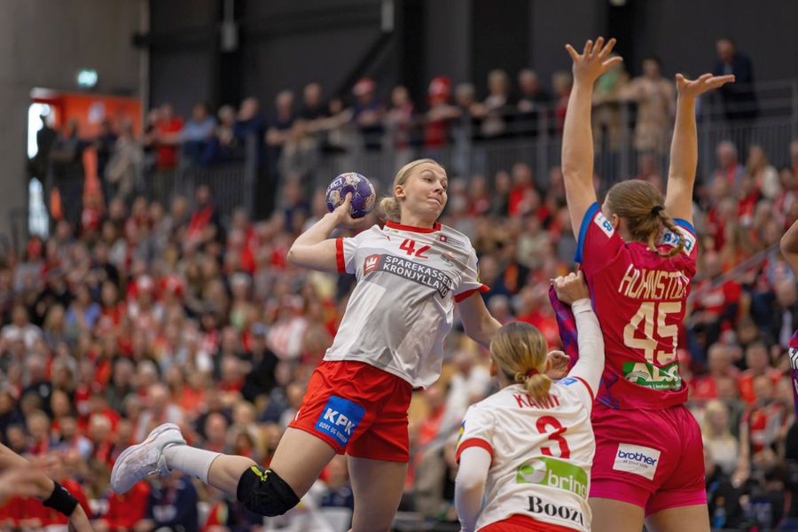 Michala Møller pleacă de la Esbjerg pentru a semna cu Ferencvaros // foto: Imago Noua forță care vrea să domine handbalul feminin european! Încă un transfer de top: „Să câștig campionatul și Liga Campionilor”