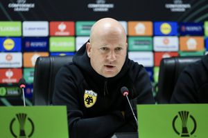 Cum a caracterizat antrenorul de la AEK Universitatea Craiova: „Mâine nu va fi o sărbătoare, va fi o bătălie” » Anunț despre Răzvan Marin