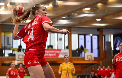 Rapid a transferat o jucătoare care a fost titulară la Campionatul Mondial de handbal feminin