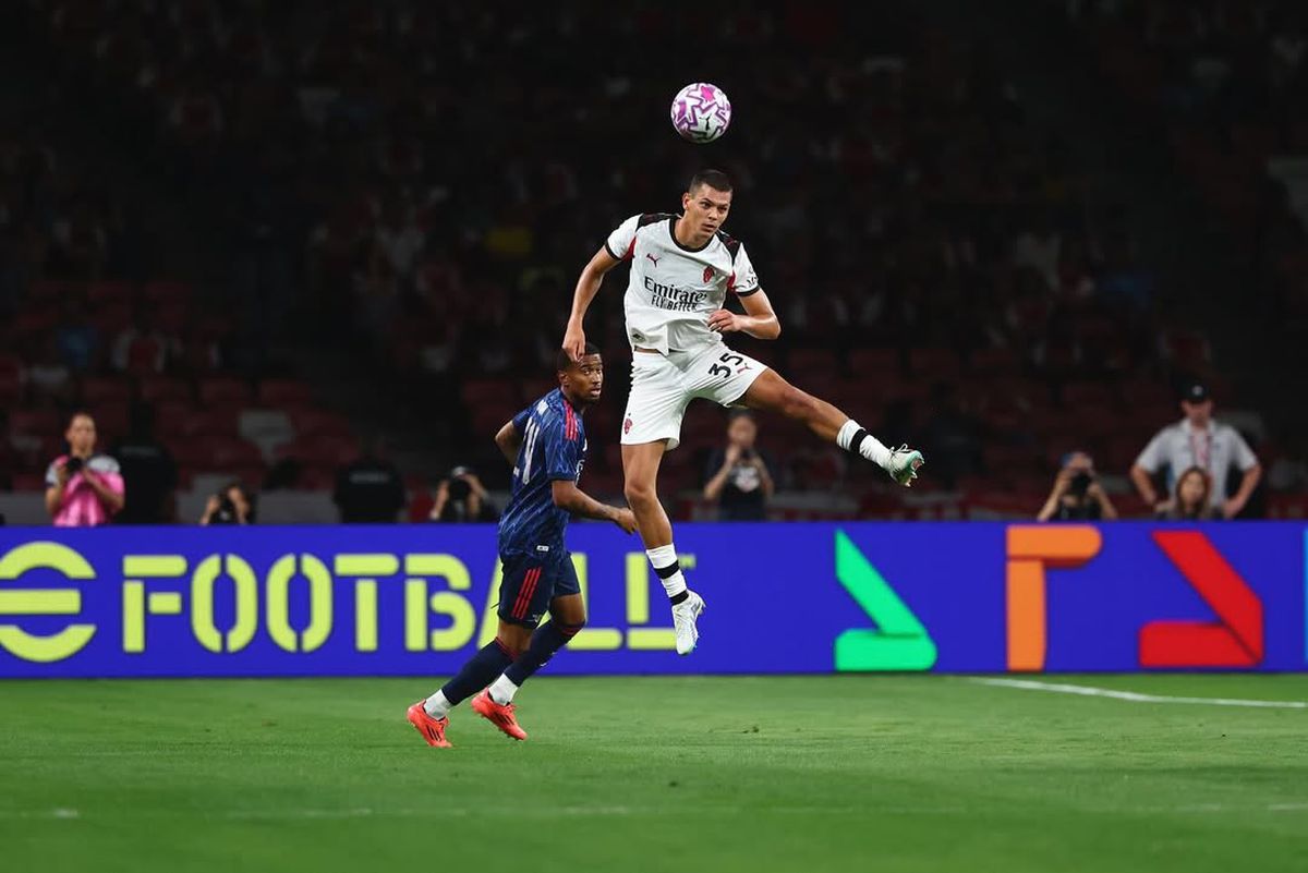 Matteo Duțu - Milan - carieră