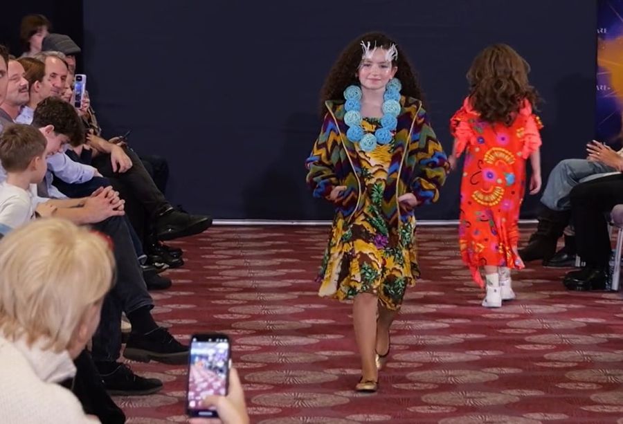 Copiii campionilor olimpici Alina Dumitru și Marius Urzică, vedete într-un show de modă: „Sunt uimit câte medalii a câștigat mama. O mai văd plângând!”