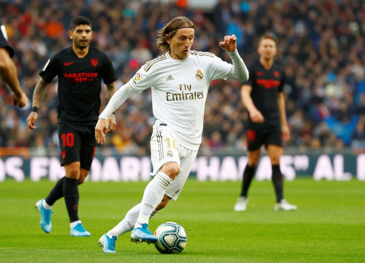 REAL MADRID - SEVILLA 2-1 // VIDEO+FOTO » Casemiro, eroul lui Real Madrid! Brazilianul a reușit prima „dublă” din carieră: pasă genială a lui Jovic