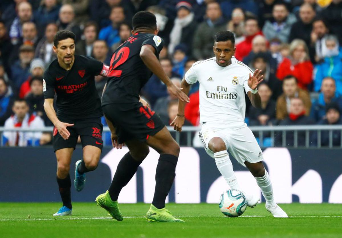 REAL MADRID - SEVILLA 2-1 // VIDEO+FOTO » Casemiro, eroul lui Real Madrid! Brazilianul a reușit prima „dublă” din carieră: pasă genială a lui Jovic