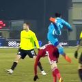 Momentul ciocnirii între Niczuly și Florin Ștefan