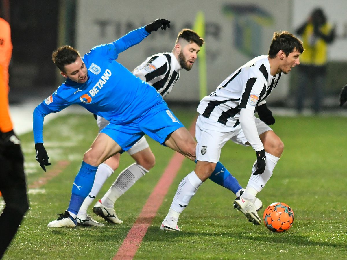 FOTO+VIDEO. Astra - Craiova 1-1 » Criză în Bănie: oltenii ajung la 4 meciuri fără victorie! Fanii s-au revoltat: „Hai cu noul antrenor! O glumă de joc”