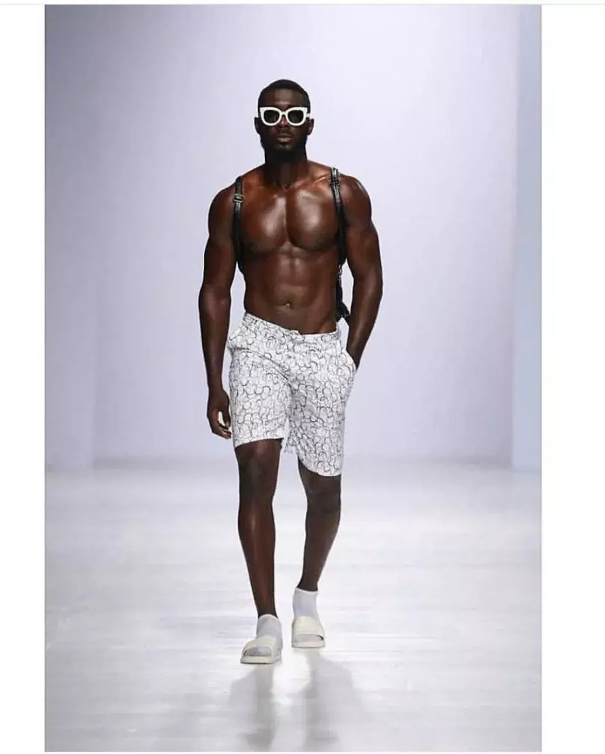 Un model în probe la fosta campioană a României » N-a nimerit din prima orașul: „Unde ești?!”