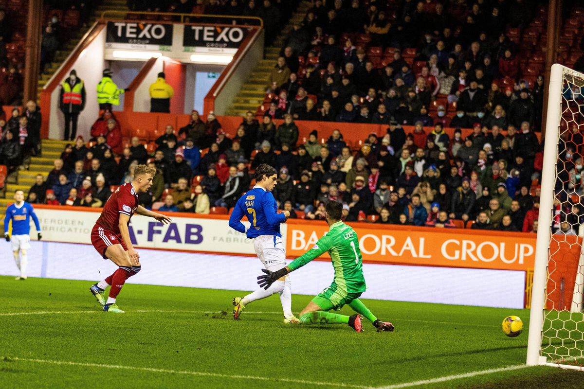 Ianis Hagi, gol în Aberdeen - Rangers / . FOTO: Imago-Images