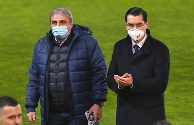 Criza se accentuează la FRF » Burleanu a ajuns la cei mai slabi candidați pentru postul de selecționer