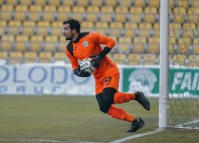 Portretul noului portar de la Dinamo: „Are talie, poziționare bună și joc bun de picior” » „Câinii” pot prezenta azi alt goalkeeper
