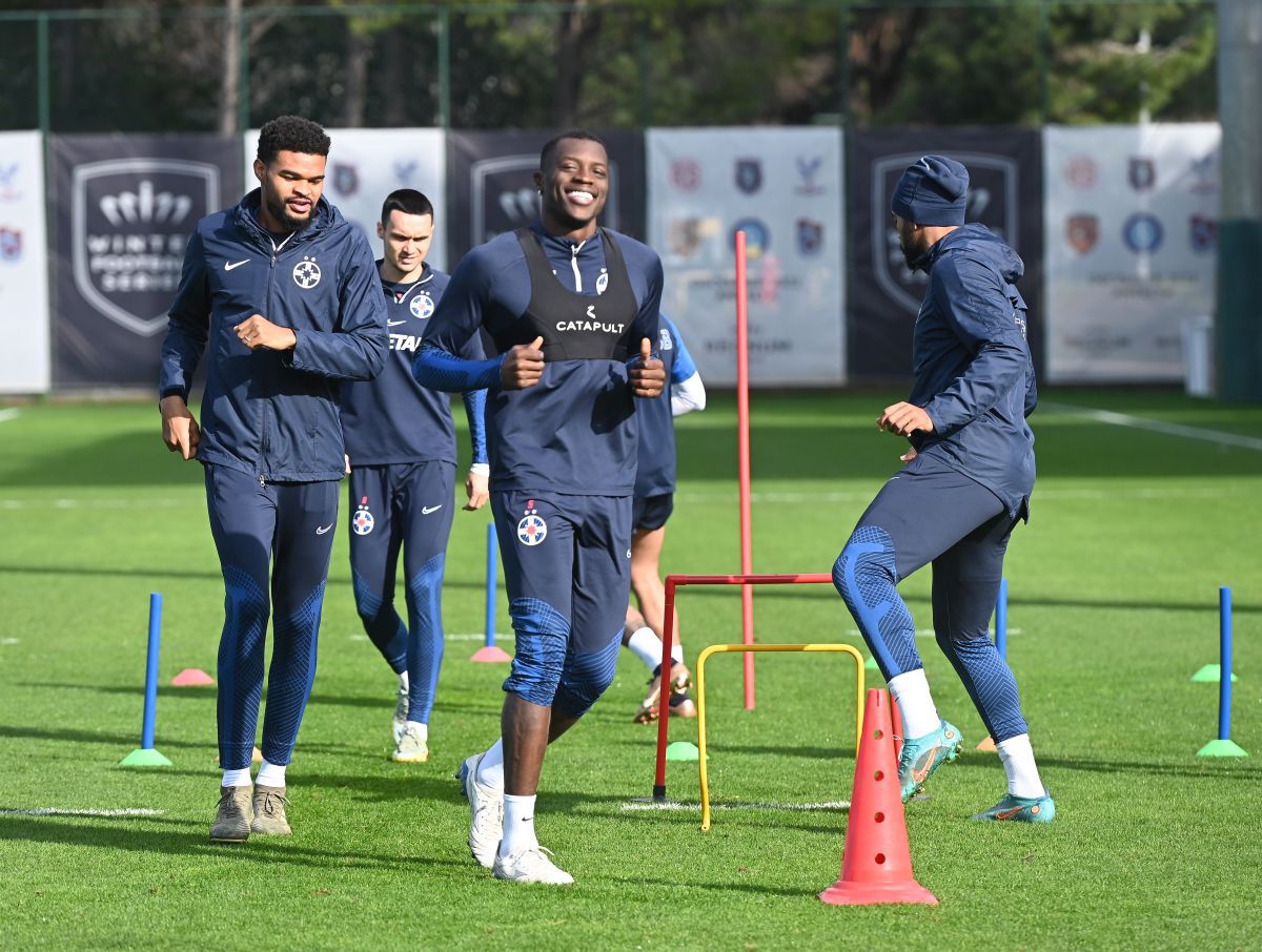 PREMIERĂ: FCSB a schimbat strategia » Neubert a lăsat biciul, a luat bagheta: „Jucăm totul în următoarele 3 etape”