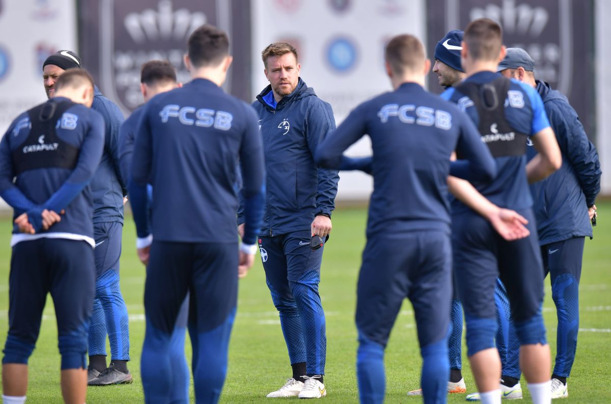 PREMIERĂ: FCSB a schimbat strategia » Neubert a lăsat biciul, a luat bagheta: „Jucăm totul în următoarele 3 etape”