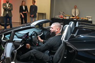 Dorian Popa a cumpărat un Lamborghini Huracan cu o sumă uluitoare! Primire incredibilă la fabrică + cu ce cadouri l-au răsfățat italienii