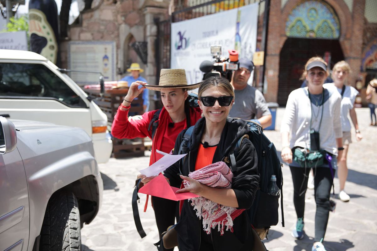 America Express - Larisa Iordache