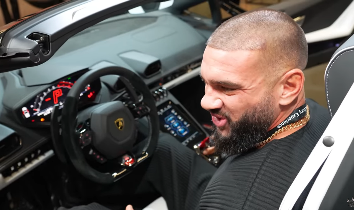 Dorian Popa a investit 300.000 de euro într-un spectaculos Lamborghini Huracan