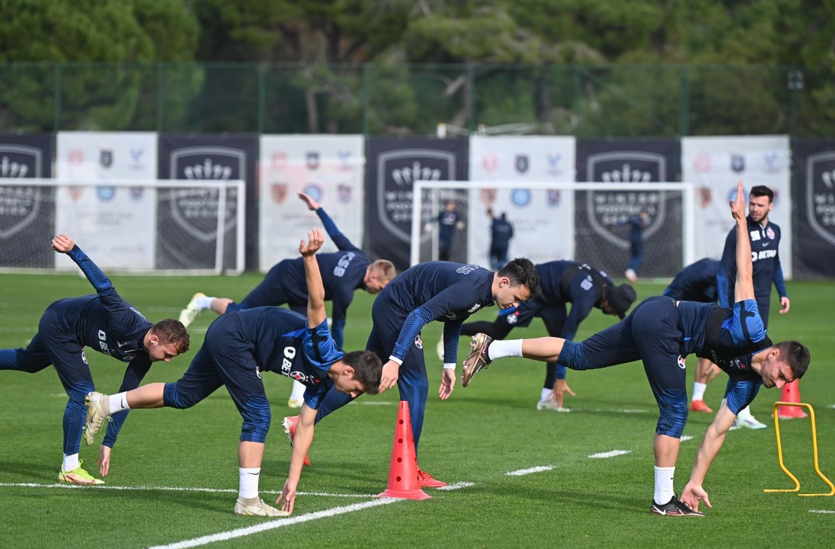 FCSB a schimbat strategia în Antalya. Antrenament pe Antalya pe 18 ianuarie / FOTO: Cristi Preda (GSP.ro)