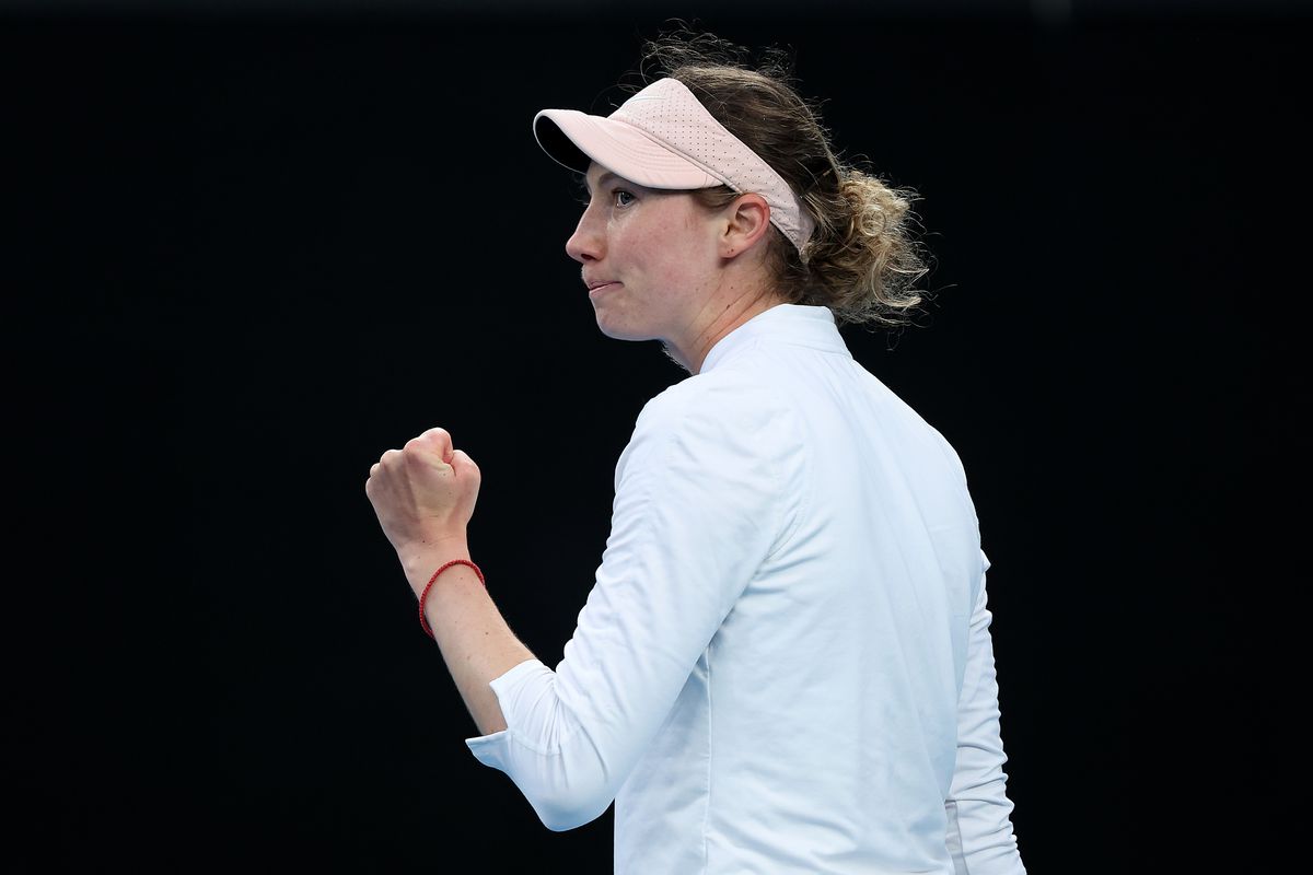 Cristina Bucșa, jucătoare născută în Chișinău, a eliminat-o pe Bianca Andreescu de la Australian Open! Urmează un duel cu Iga Swiatek