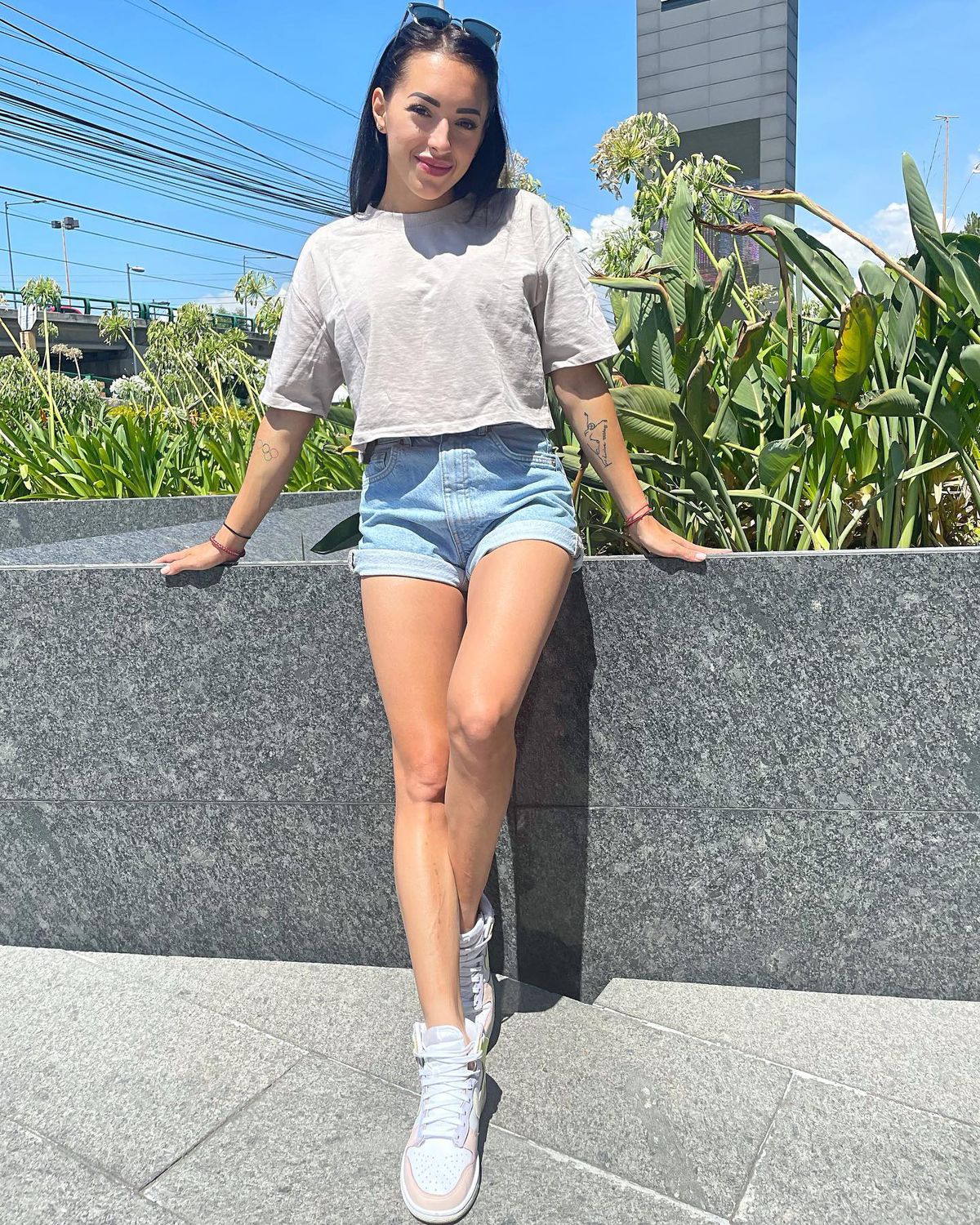 America Express - Larisa Iordache