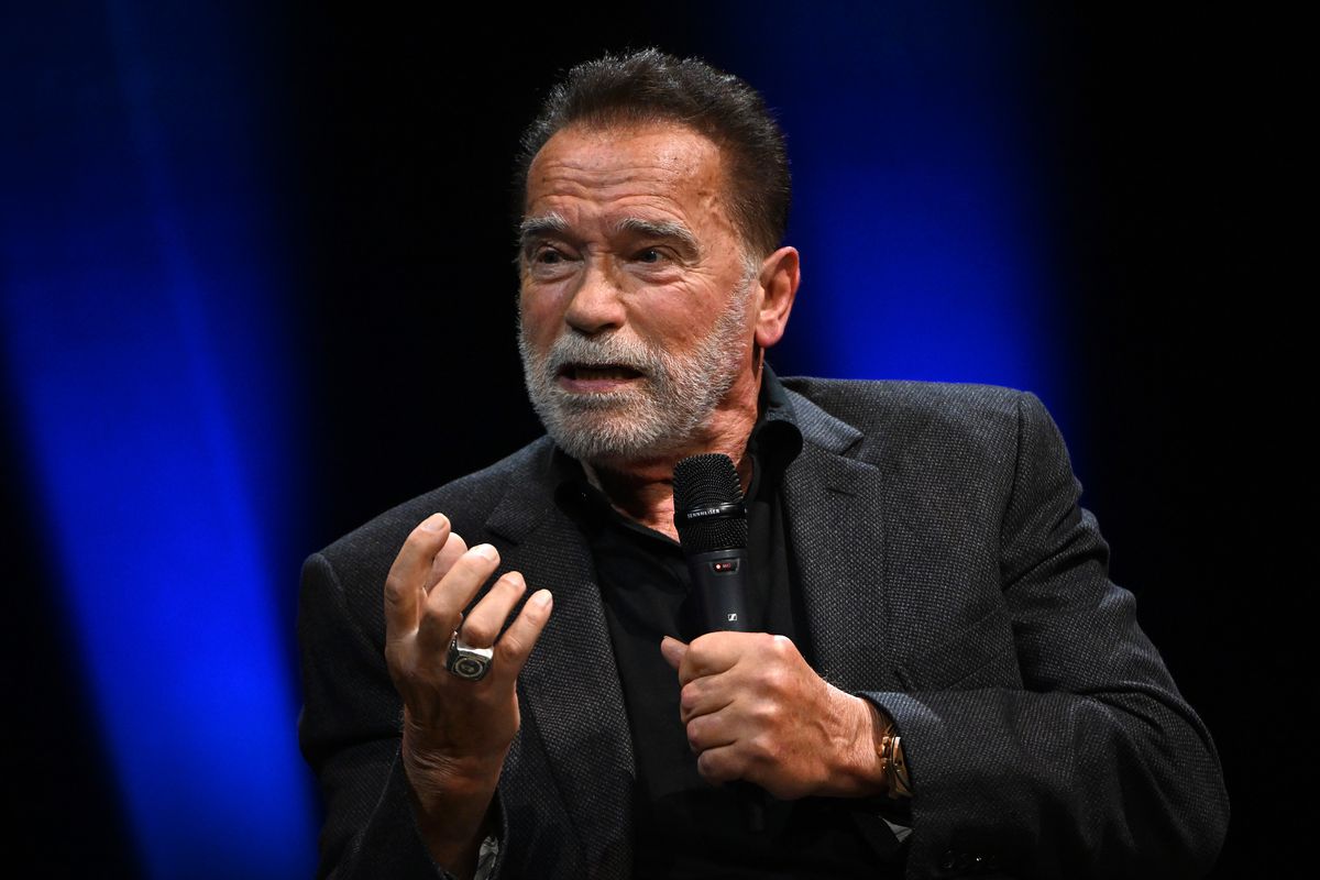 Arnold Schwarzenegger s-ar fi dopat cu steroizi din România: „A folosit Naposim făcut la Cluj”