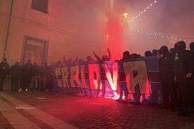 Se anunță show în tribune! » Câți ultrași ai celor de la FCU Craiova vor face deplasarea în Giulești la derby-ul cu Rapid