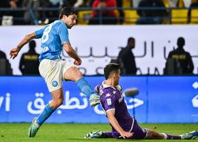 Napoli - Fiorentina, victorie clară și calificare în finala Supercupei Italiei pentru echipa lui Mazzarri
