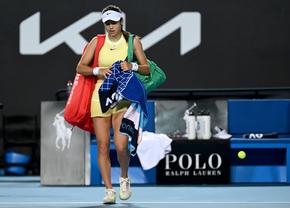 Emma Răducanu s-a oprit în turul 2 la Australian Open » Eliminată de „călăul” Soranei