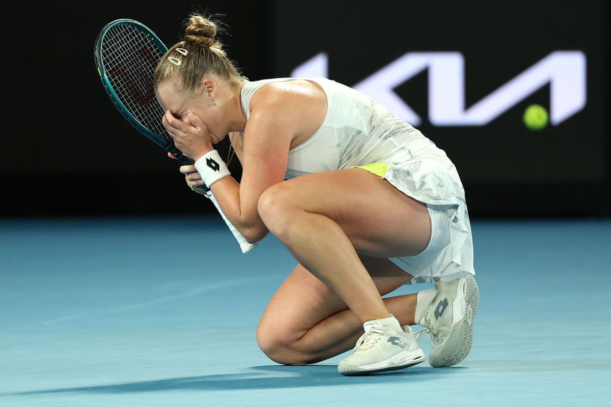 Înfruntare EPICĂ la Australian Open » Elena Rybakina a ratat 6 mingi de meci, în cel mai lung tiebreak din istoria Grand Slamurilor!