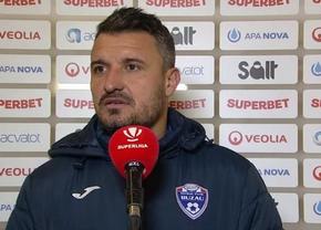Constantin Budescu, prima reacție după ce a vrut să își scoată colegii de pe teren » Atac virulent: „Dacă mă iei la mișto, nu mai are rost să stau pe teren!”