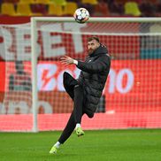 Lukas Zima, încălzire la pauza meciului FCSB - Hermannstadt 1-1. Foto: Eduard Vînătoru