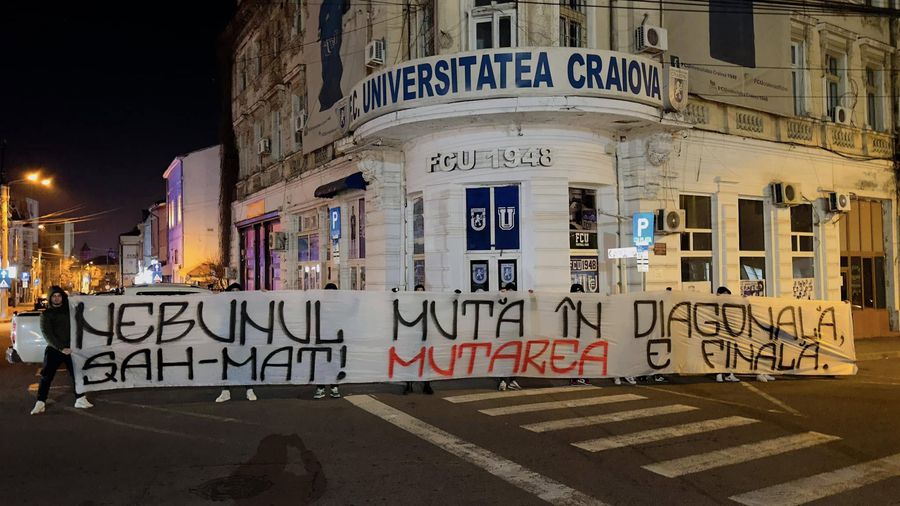 „Șah-mat! Mutarea e finală” » Ultrașii lui FCU Craiova, mesaj la miezul nopții pentru Mititelu și Olguța Vasilescu