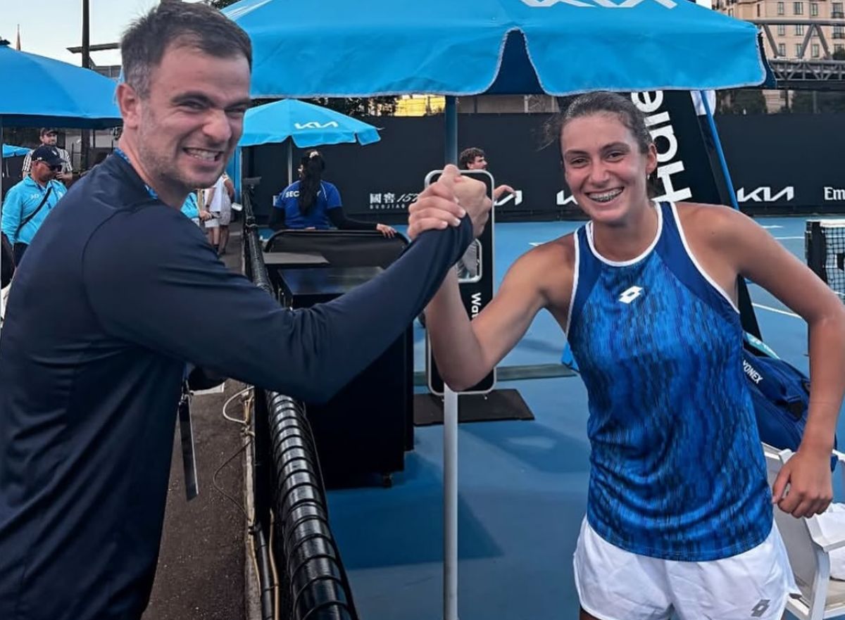 Zâmbete la Antipozi » Anamaria Federica Oana a produs surpriza la Australian Open! A eliminat-o pe cea de-a doua favorită, campioană anul trecut la US Open