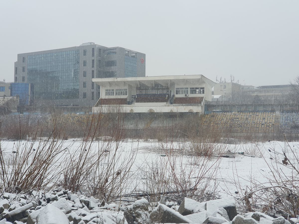 Ruină stadion Bacău - decembrie 2024