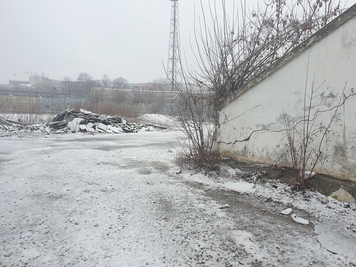 Ruină stadion Bacău - decembrie 2024