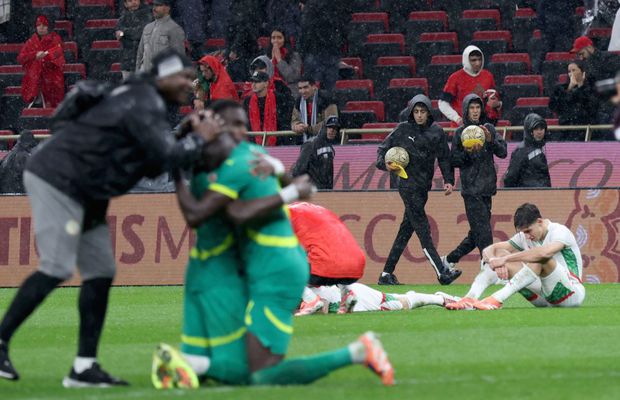 Senegal câștigă finala pe care o ABANDONASE în minutul 90+7 » Ultim act incredibil la Cupa Africii