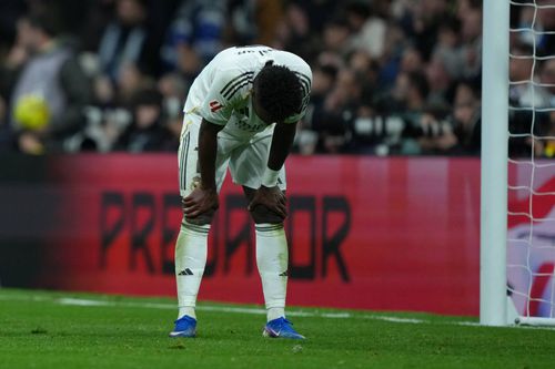 Vinicius jr a fost vizibil afectat de fluierăturile suporterilor / Foto: Imago