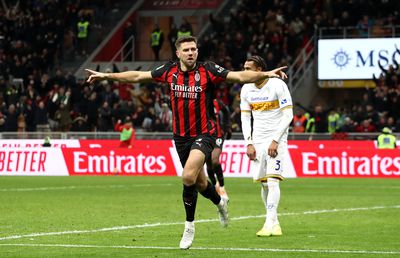 Milan câștigă pe San Siro și strânge clasamentul » Cum arată situația la vârf în Serie A