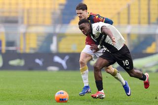 Cu Stanciu pe picior de plecare, Genoa a remizat astăzi în Serie A