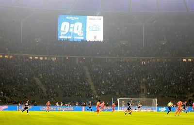 Zeci de răniți în jurul stadionului înaintea unui meci dintre două nume mari din Germania