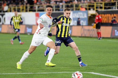 Alanyaspor - Fenerbahce // FOTO: Imago Images