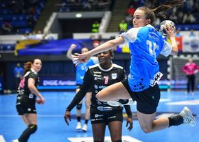 CSM București a câștigat cu Krim Ljubljana și a urcat pe locul 3 în Liga Campionilor » Debut perfect pentru Bojana Popovic în fața suporterilor