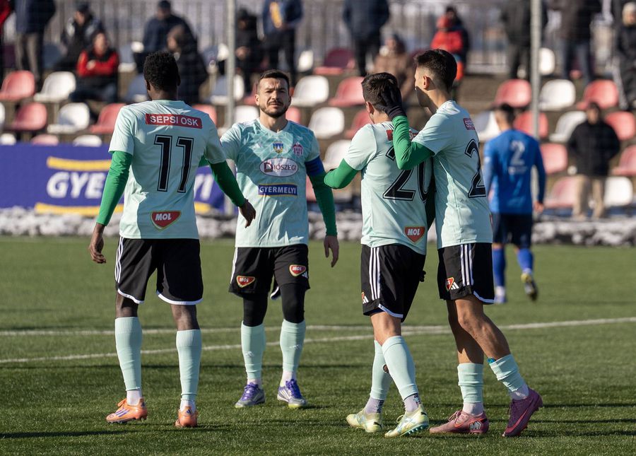 Are 38 de ani, dar „sparge” topul fizic în România! Alimentul pe care l-a eliminat de ani buni: „Cât mai puțin”