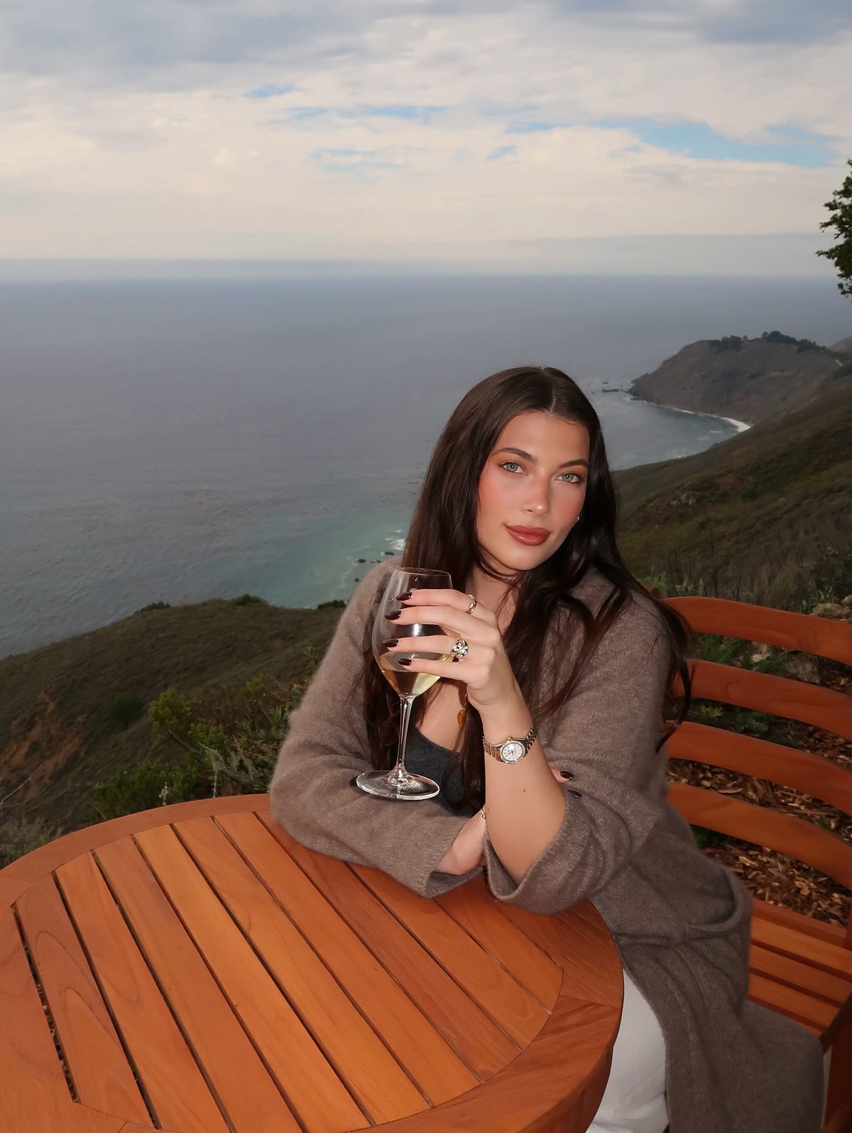 Cine este bruneta misterioasă care a atras atenția în timpul antrenamentului lui Novak Djokovic