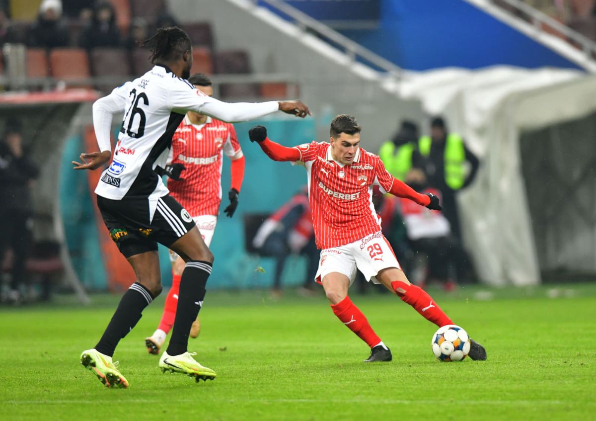 Ce a remarcat Ciprian Marica la Dinamo: „E ca Arsenal”