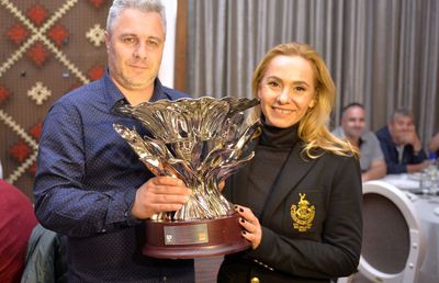 Cum a cucerit-o Marius Șumudică pe Elena: „Era fată mare! Am mers la cușetă până la Hunedoara și am fost fericiți”