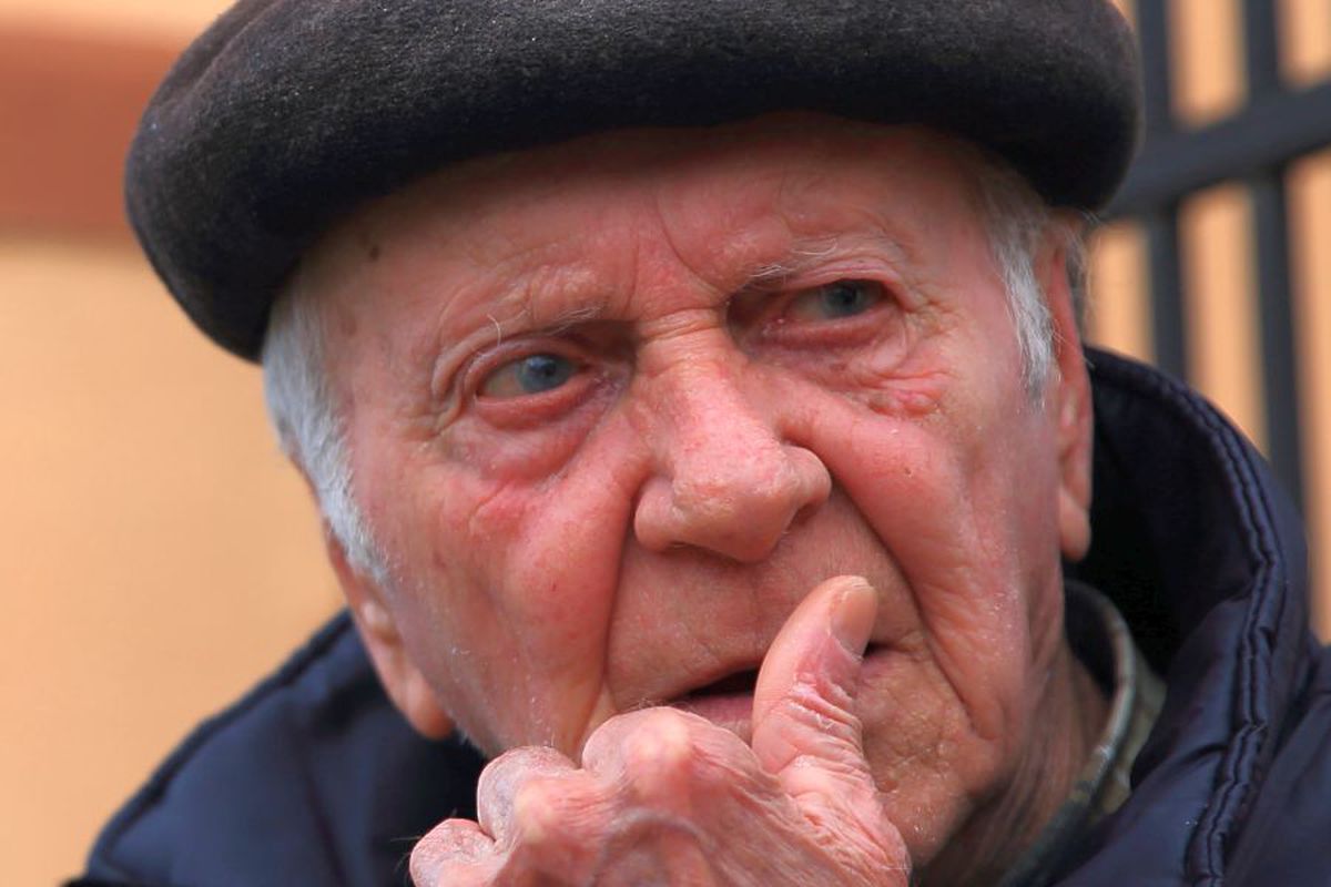 VIDEO, FOTO „Tavi, tataia Ionel te iubește!” » Reportaj GSP în satul natal al lui Octavian Popescu, perla FCSB crescută din grâu și porumb: „Pff, nu mai pot, îmi vine să plâng”